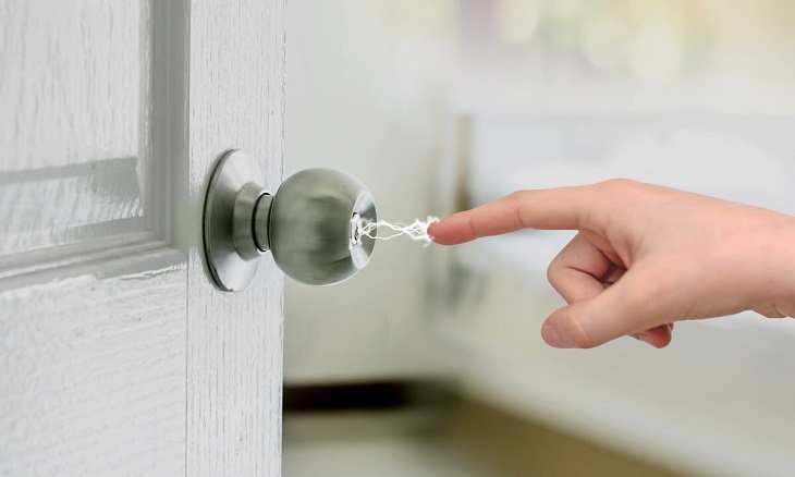 Cách phòng tránh điện giật khi ngủ máy lạnh
