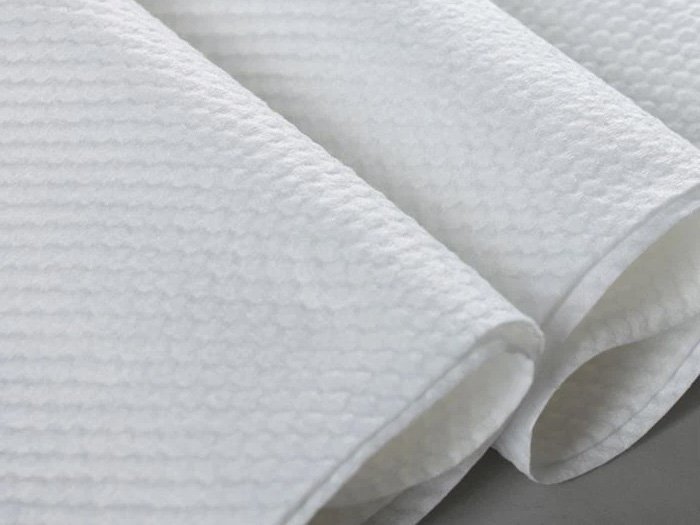 So sánh vải spunlace với các loại nonwoven khác về hiệu năng