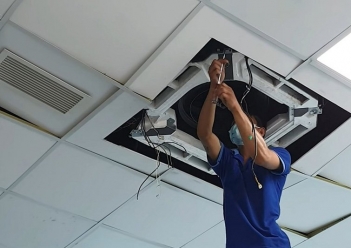 Hướng dẫn bảo trì miệng gió điều hòa giúp tăng tuổi thọ gấp đôi - Doanh Thương