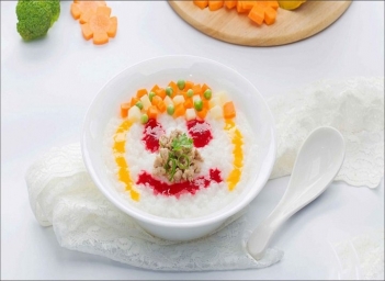 Nên chọn cháo dinh dưỡng mua sẵn hay tự nấu: so sánh ưu nhược điểm - Doanh Thương